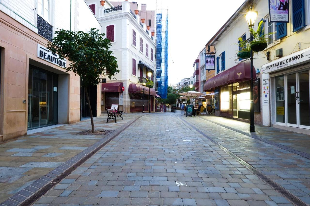 Gibraltar Nest 2-Hosted By Sweetstay Exterior photo